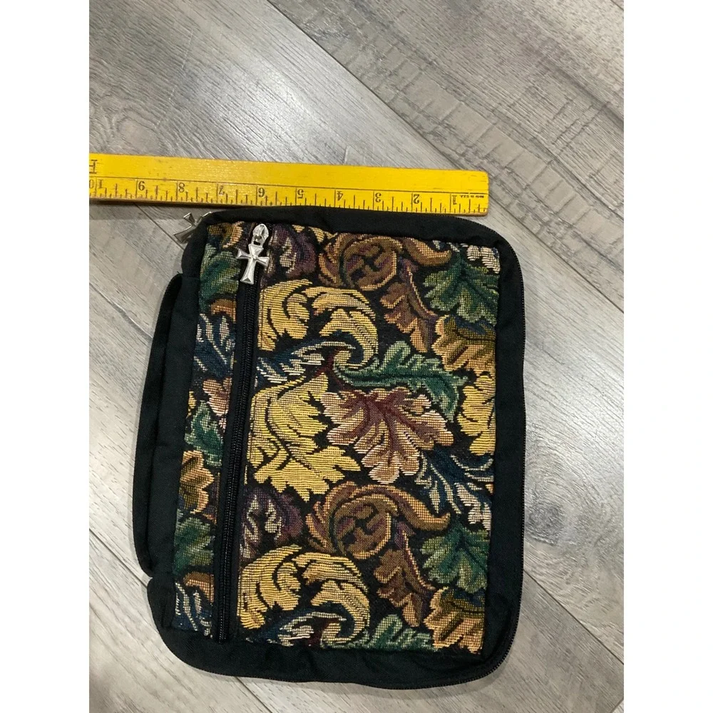 Vintage Tapestry Bible Cover Travel Organizer Cross Charm Floral Acanthus Black